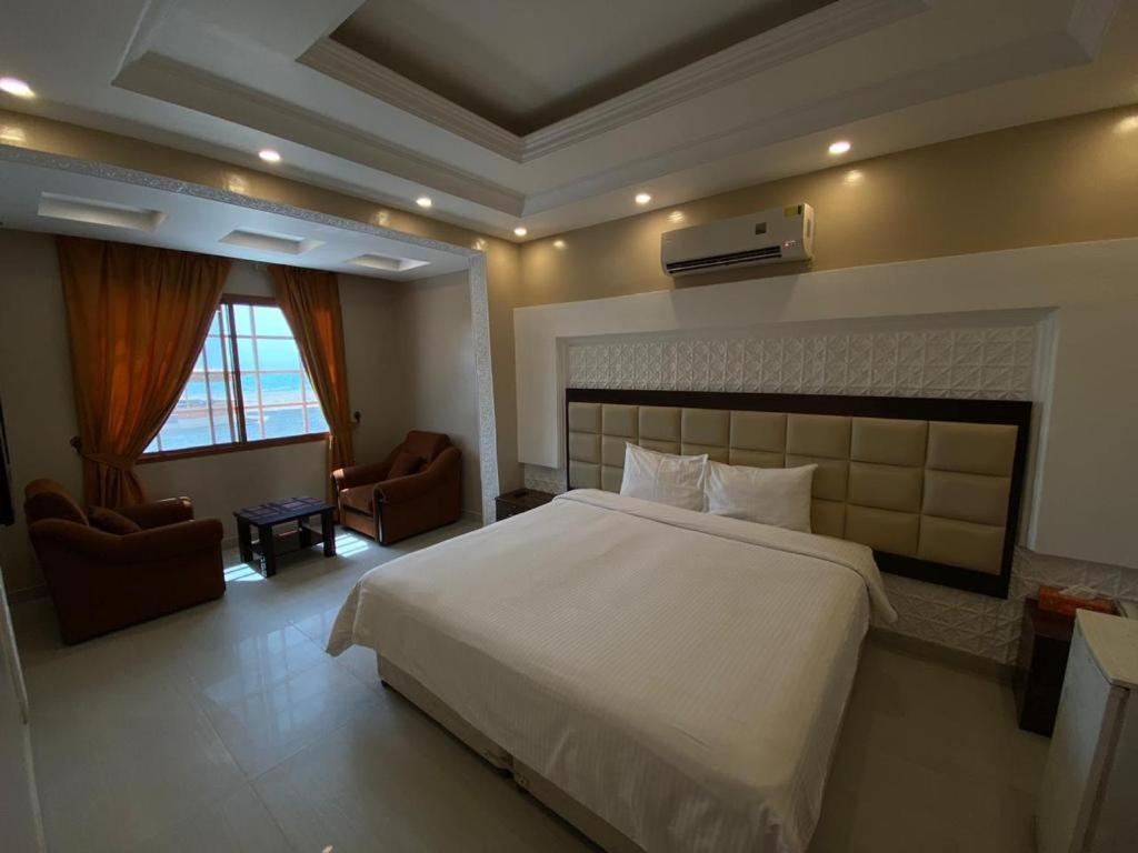 Hotel Danat Al Khaleej photo 4
