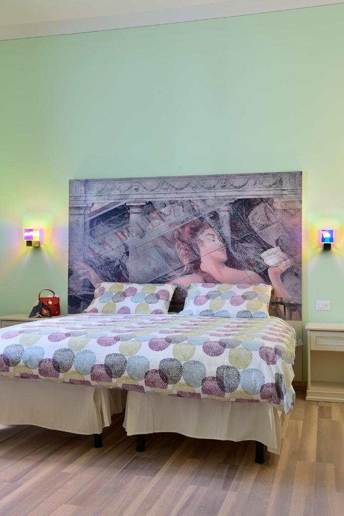 SmArt Hotel Bartolini photo 2