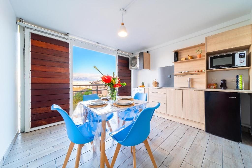 Studio du Lagon vue mer St Gilles les Bains Centre 500m de la plage photo 3