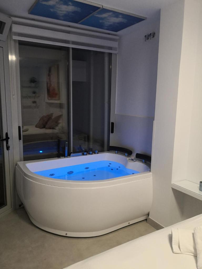 Blue Horizon Luxury Apartment photo 4