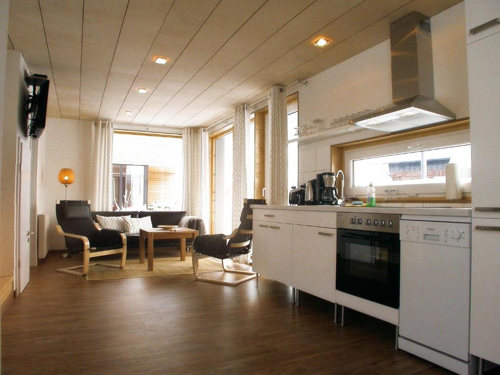Schwedenrotes Ferienhaus "ISI" - Ostsee Strand 500 Meter - Nähe Wismar - alles inklusive photo 2