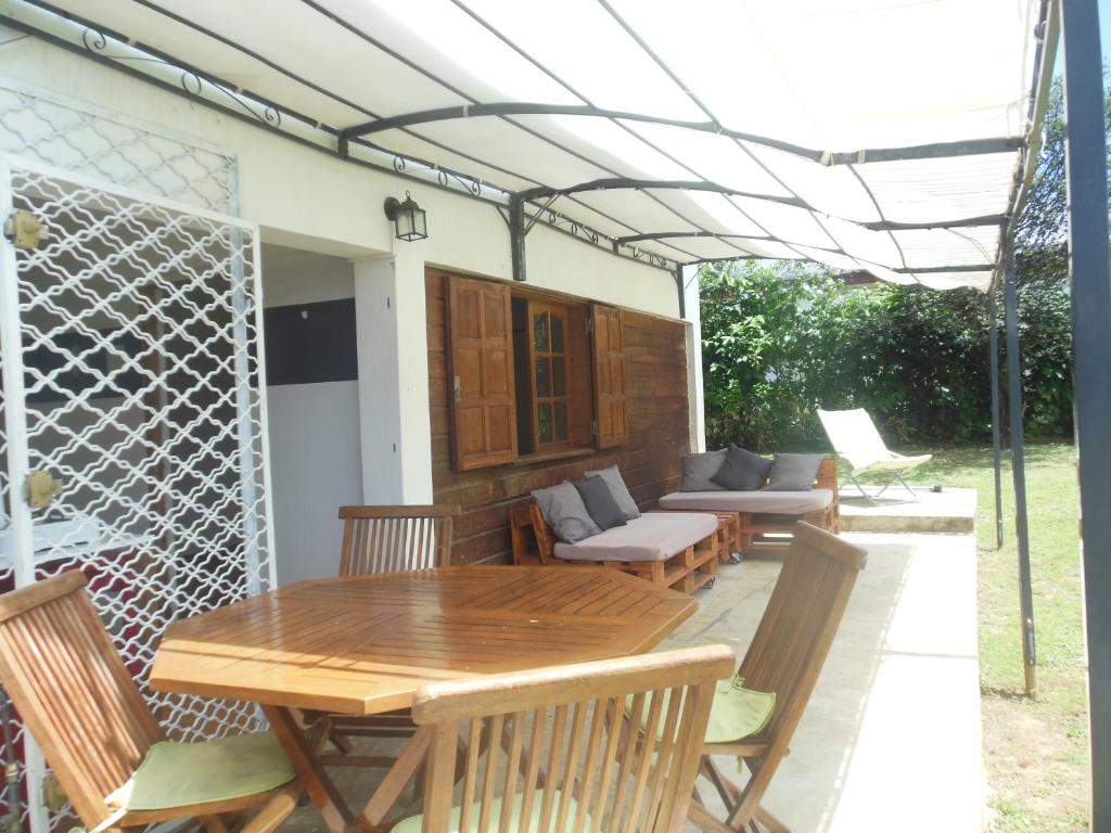 Appartement dans Villa avec jardin et piscine pour détente et évasion photo 1