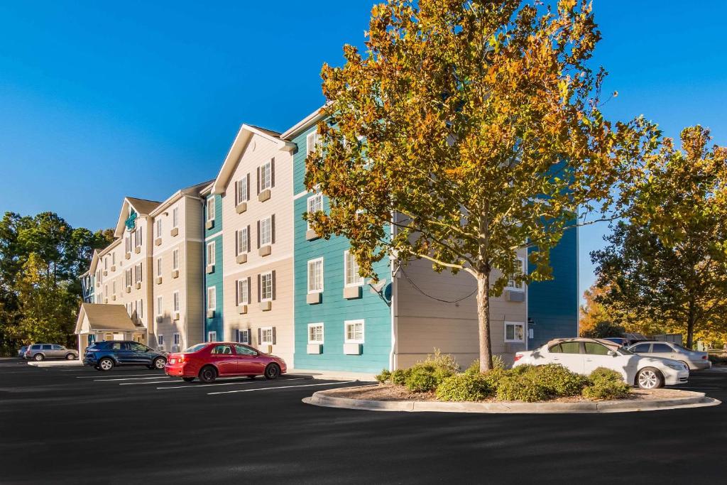 WoodSpring Suites | North Charleston Airport I-526 photo 2