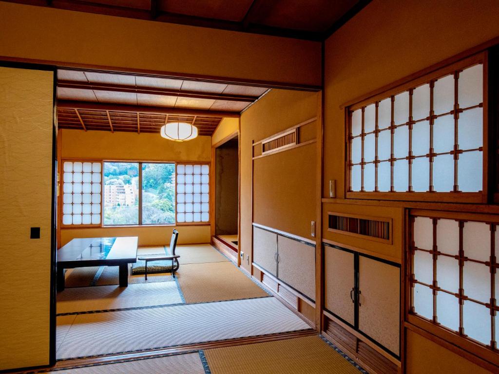 Wakamatsu HakoneYugawara photo 4