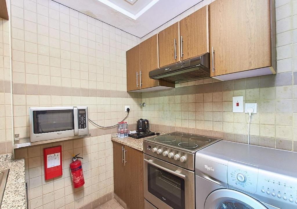 {
  "en-gb": "Mughal Suites"
} photo 2