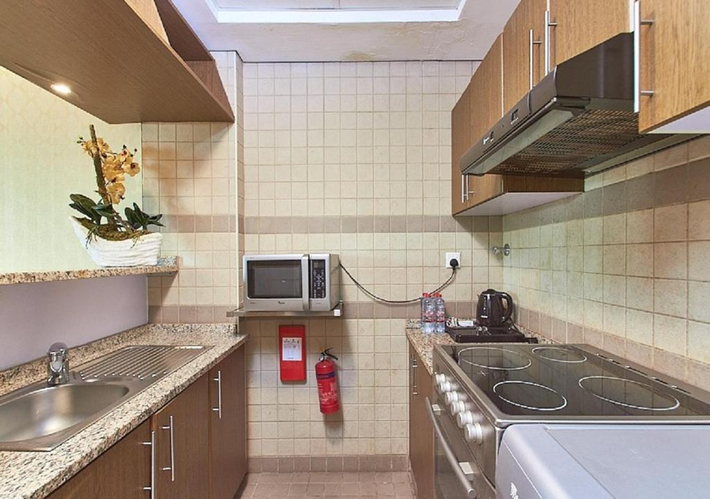 {
  "en-gb": "Mughal Suites"
} photo 4