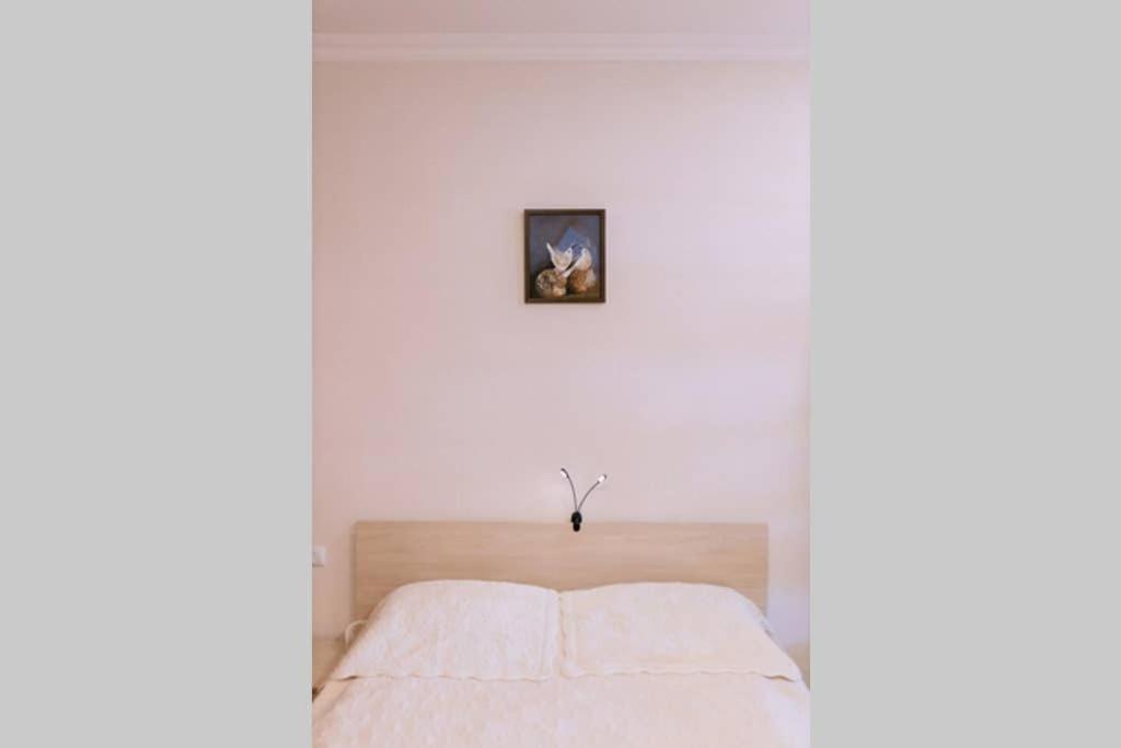 New Central Apartment in Gyumri photo 2