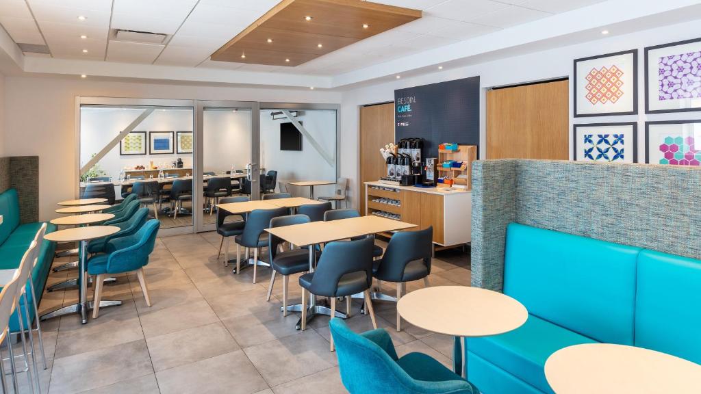Holiday Inn Express Quebec City-Sainte Foy, an IHG Hotel photo 4
