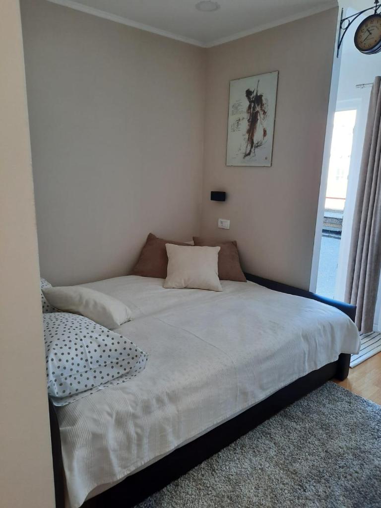 Studio apartman Chiara photo 1