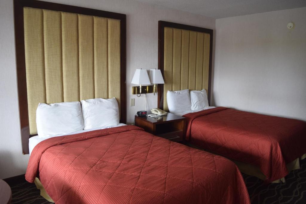 Landmark Inn photo 2