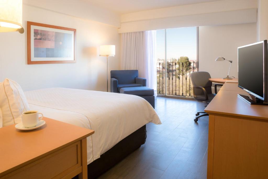 Fiesta Inn Chihuahua photo 3