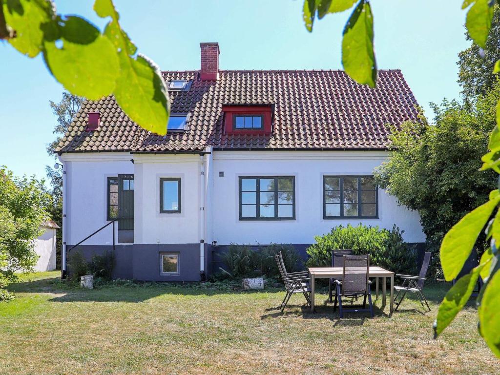 10 person holiday home in L DERUP photo 1