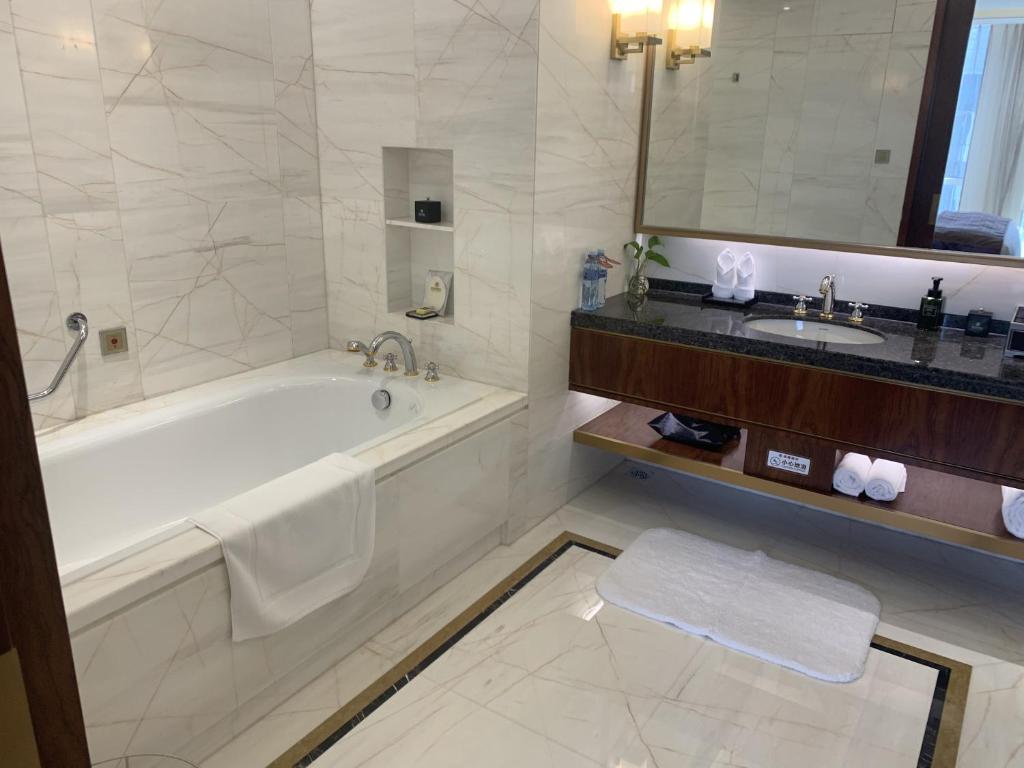 Ordos Yonggui Hotel photo 1