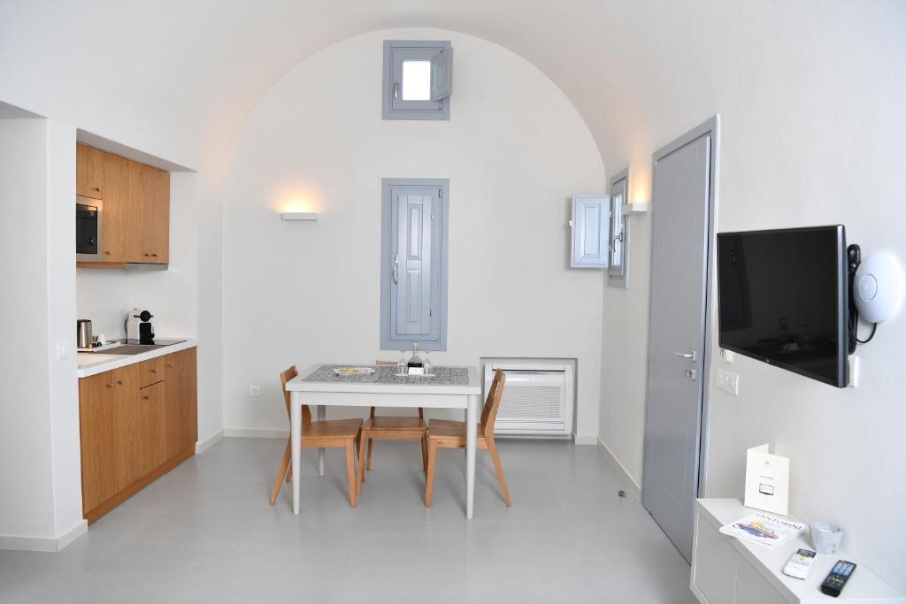 Сьюит (Люкс с гидромассажной ванной и видом на море), Nova Luxury Suites