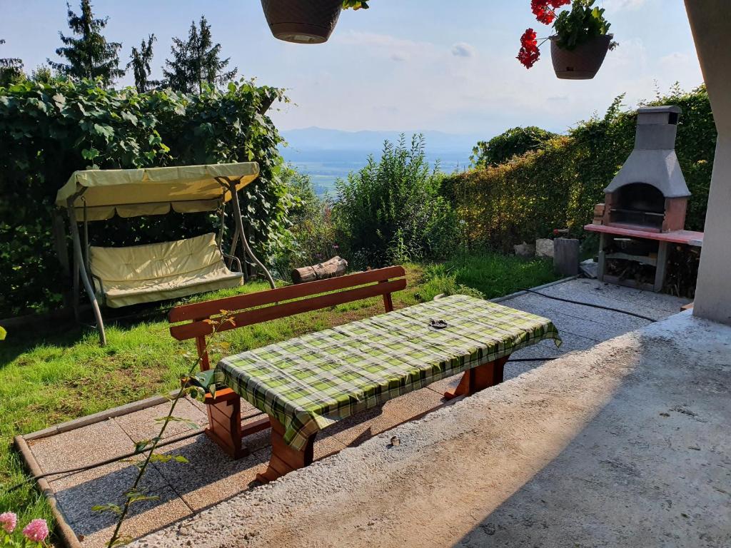 Veronica's place in the mountains photo 1
