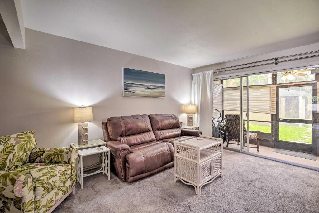 Condo with Pool Access Less Than 4 Miles to Siesta Key Beach photo 4