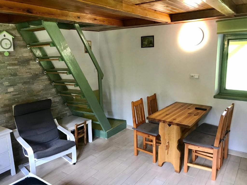 Chata na konci louky photo 3