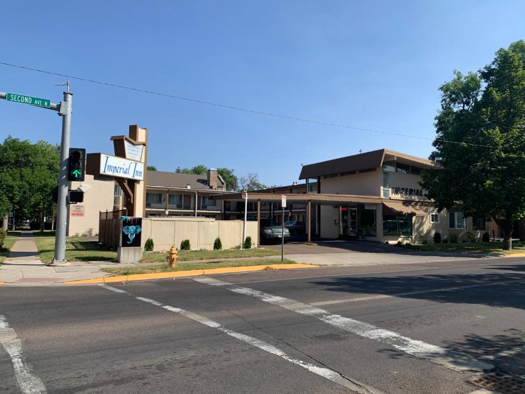 Imperial Inn image