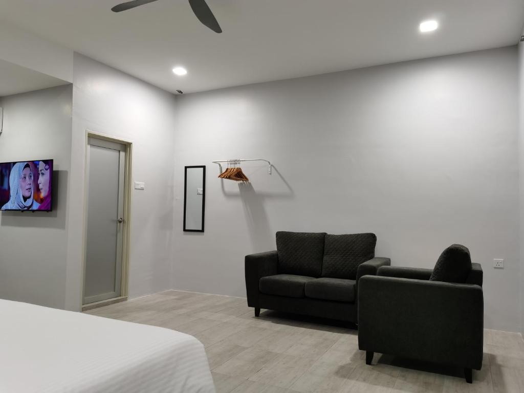 L Hotel photo 2