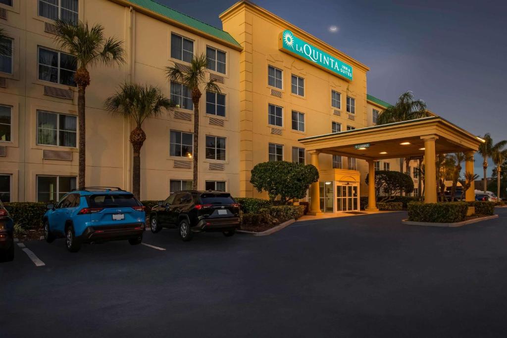 La Quinta by Wyndham Melbourne Viera photo 2
