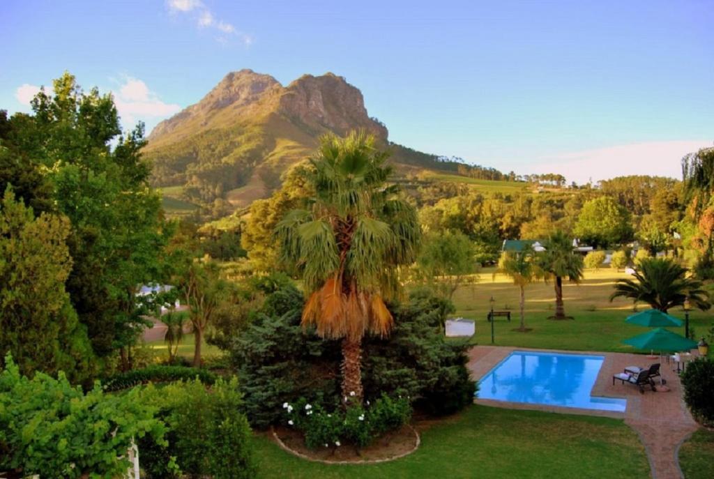 Orange-Ville Lodge & Guesthouse photo 1