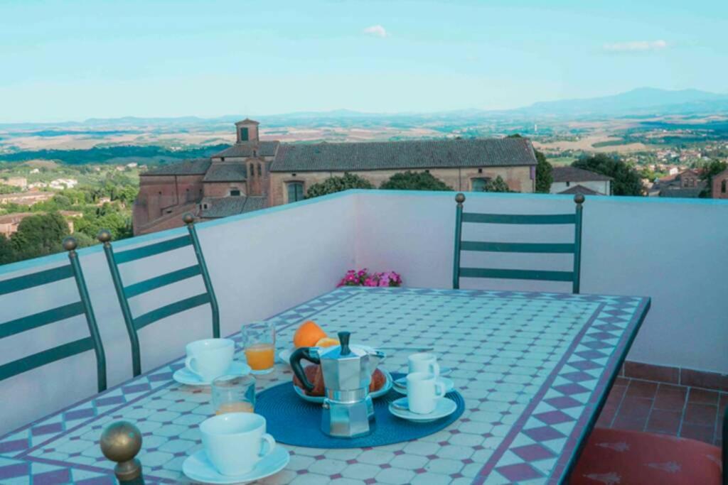 BV Apartment Siena - Tap to explore photos