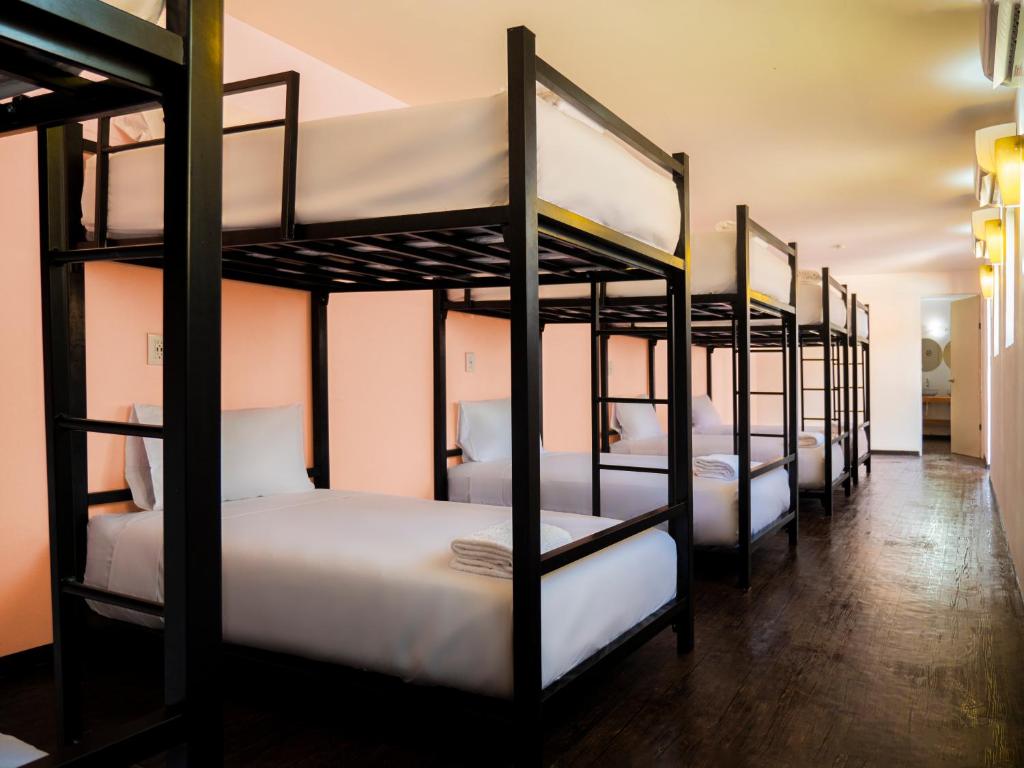 Colorbox beds and rooms photo 2