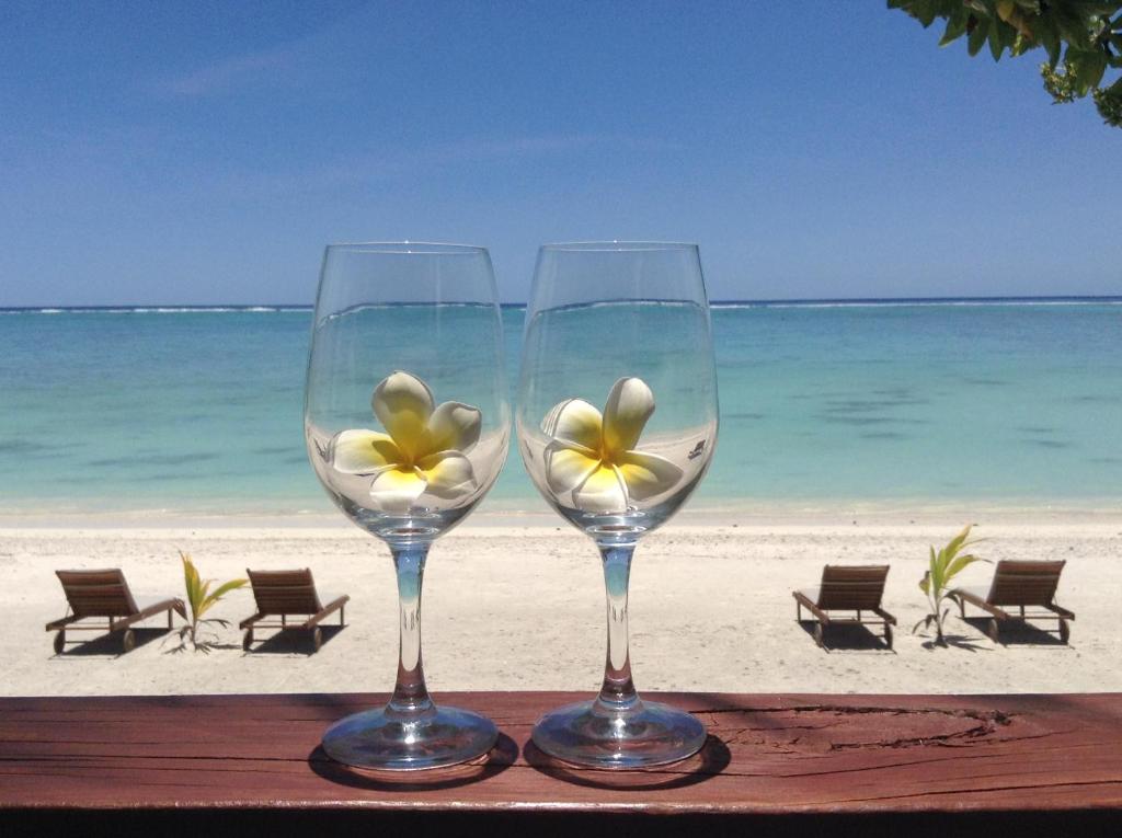 Aitutaki Seaside photo 3