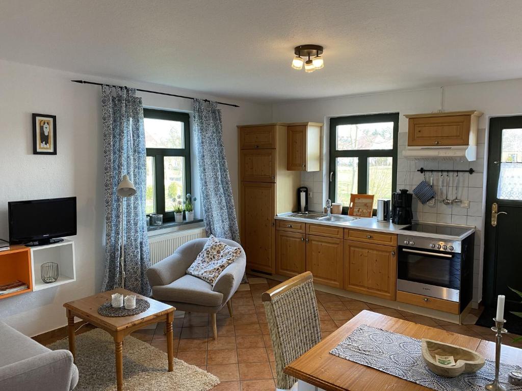 Quaint Apartment in Dargun Mecklenburg with Swimming Pool photo 3