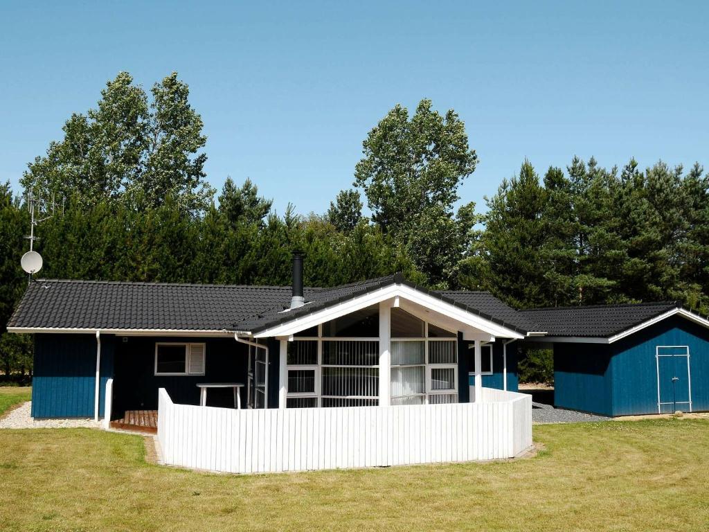 Three-Bedroom Holiday home in Oksbøl 17 photo 1