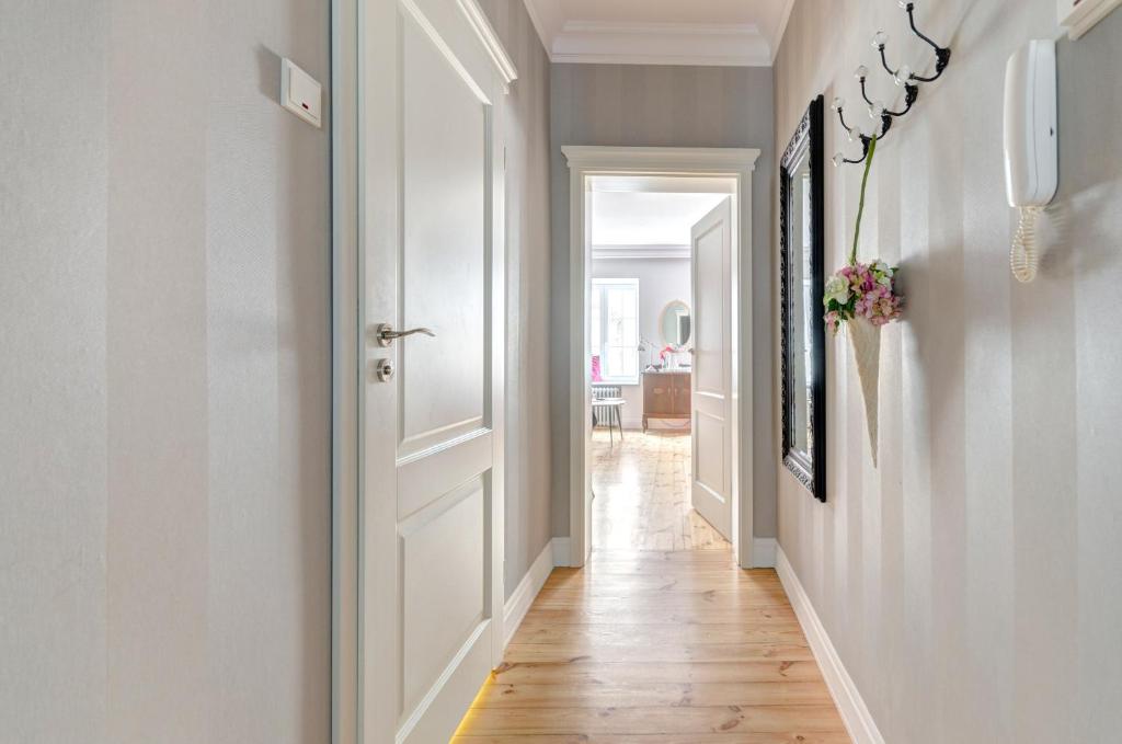 Апартаменты (Апартаменты Делюкс), Dom & House Apartments Old Town Dluga