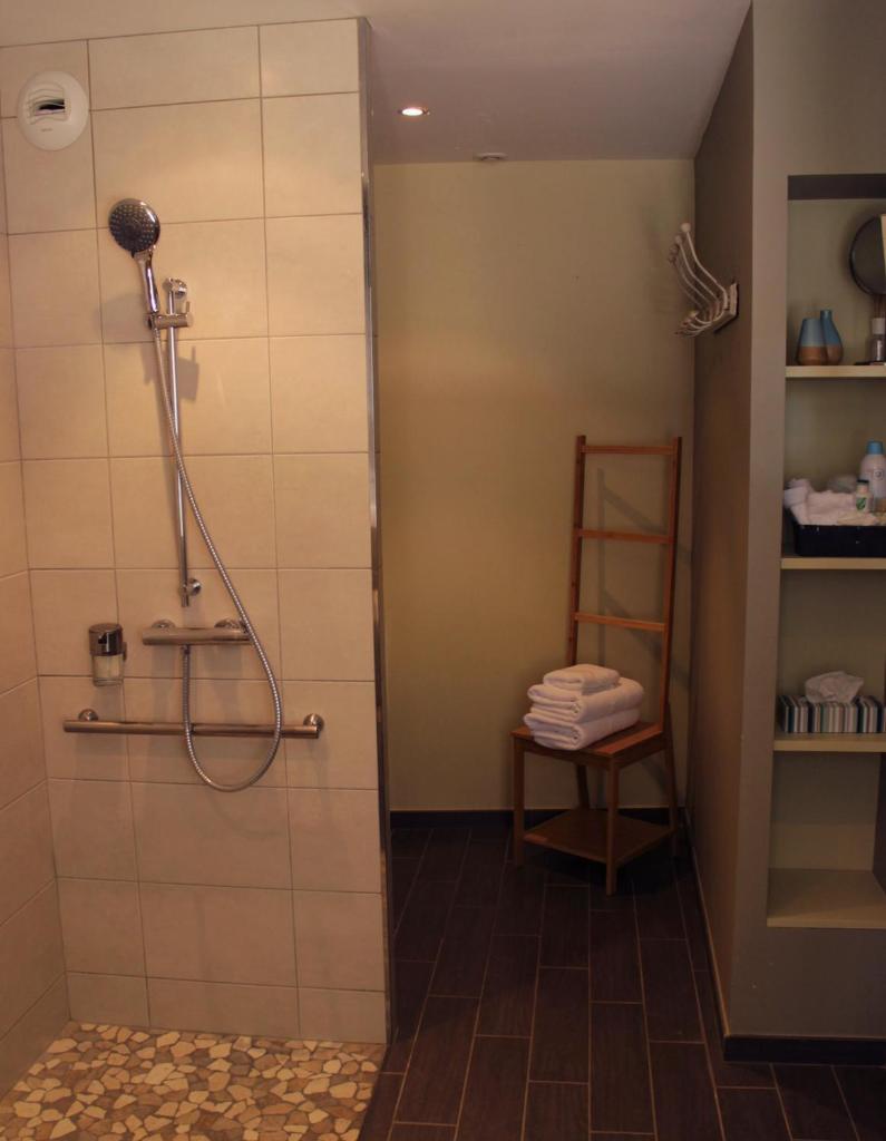 Chambre d'hotes Les Rives de la Tronne photo 3