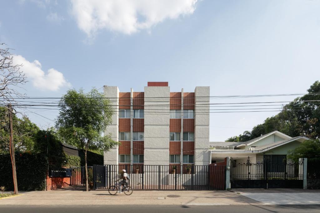 Apartamentos West End