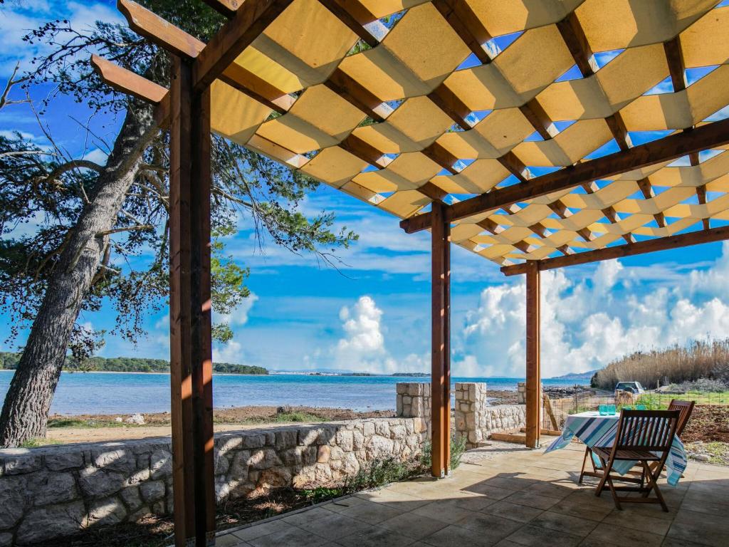Secluded Holiday Home in Pa man with Sea nearby photo 1