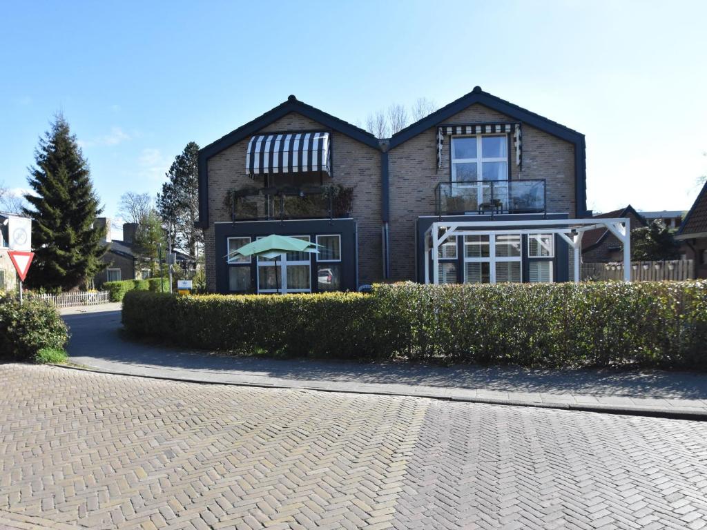 Cosy apartment in small complex in Schoorl with forest, dune and beach photo 2