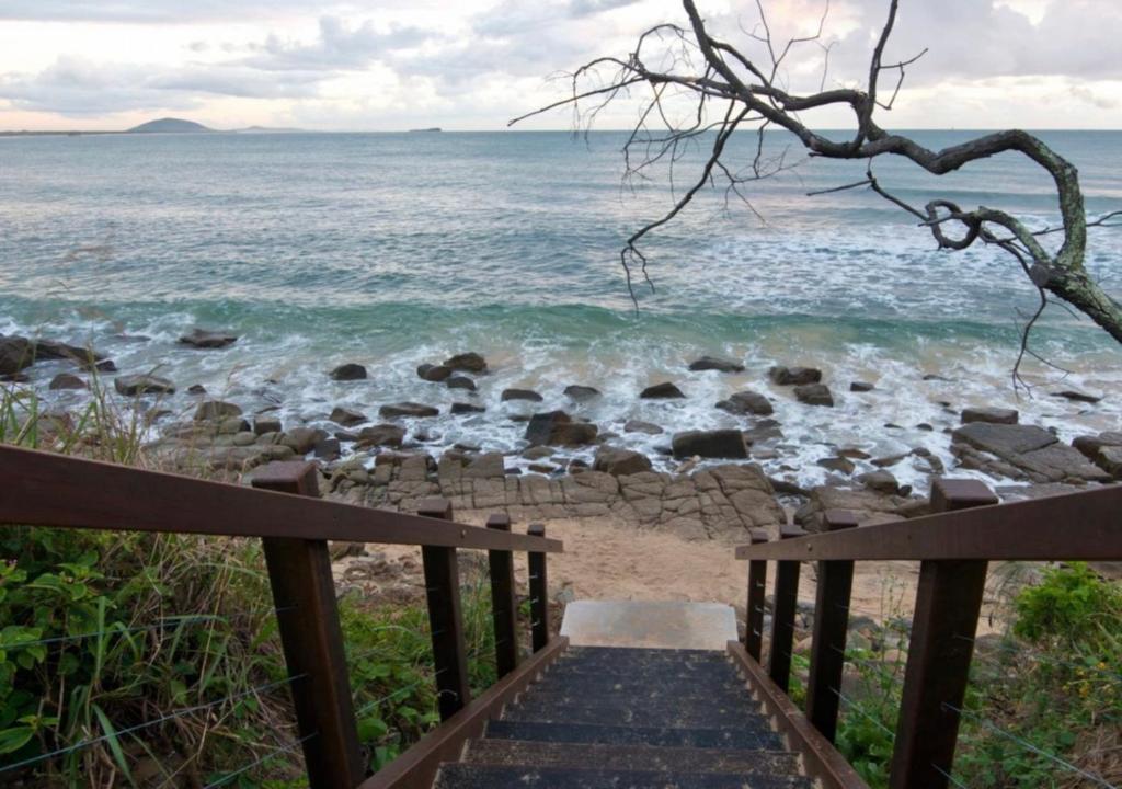 Ocean court yard photo 1