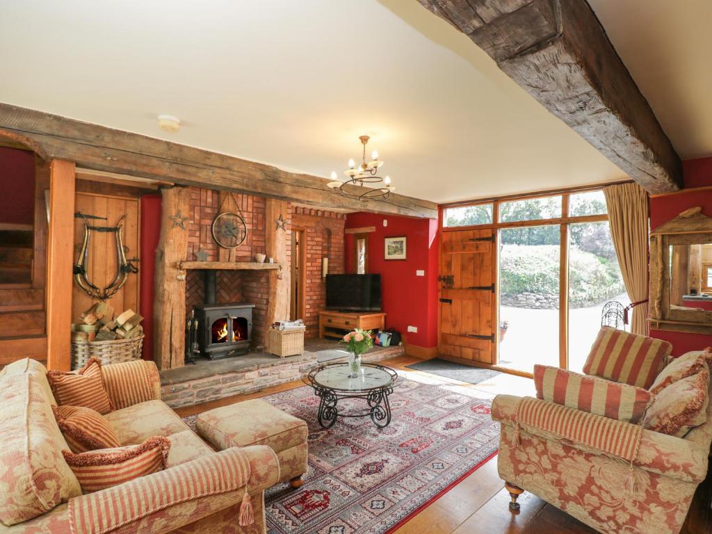 Pentre Barn photo 3