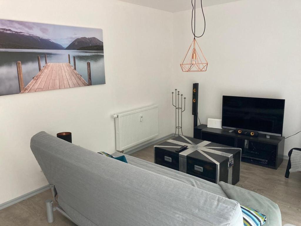Ferienwohnung Zschopau für Sie vollausgestattet mit Boxspringbett Netflix uvm photo 2
