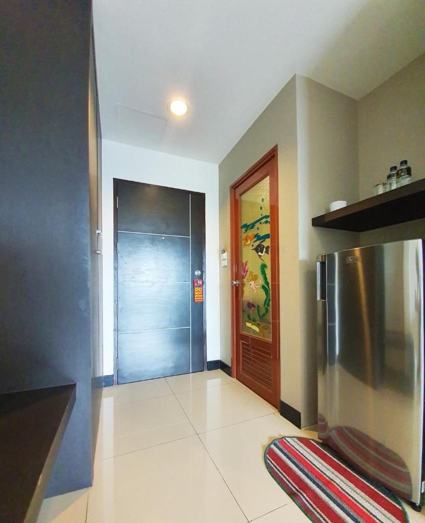 B Space Residence photo 4