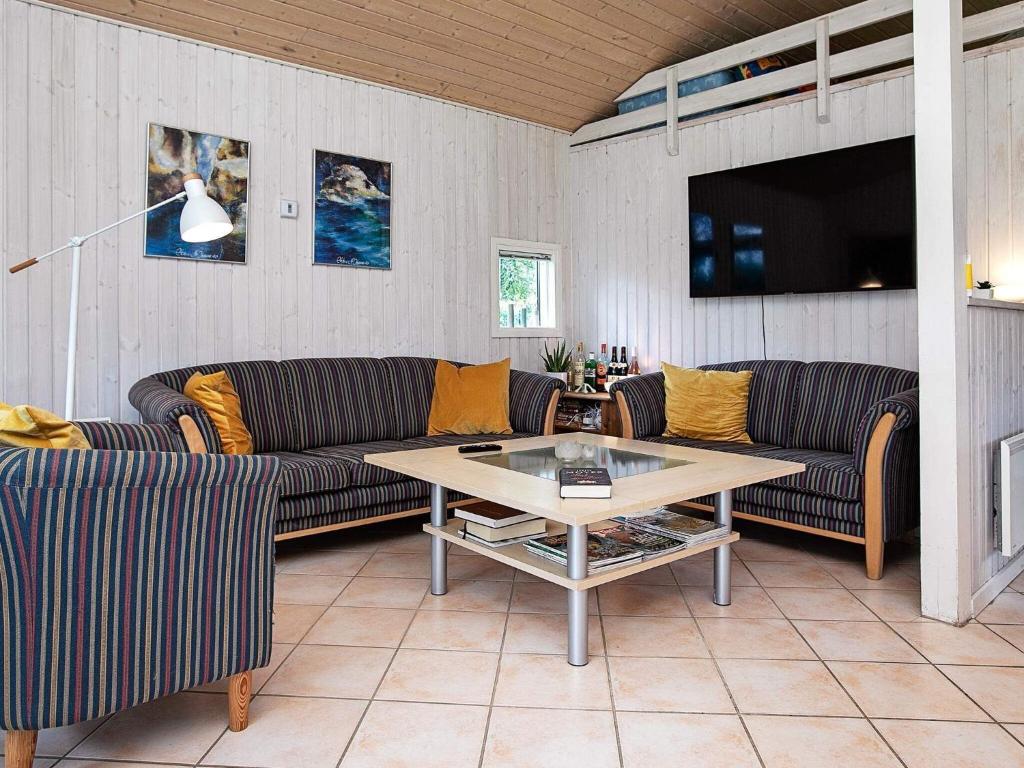 6 person holiday home in Pr st photo 3
