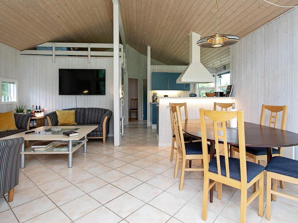 6 person holiday home in Pr st photo 4