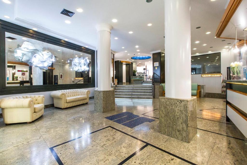 Hotel Royal Torino Centro Congressi photo 4
