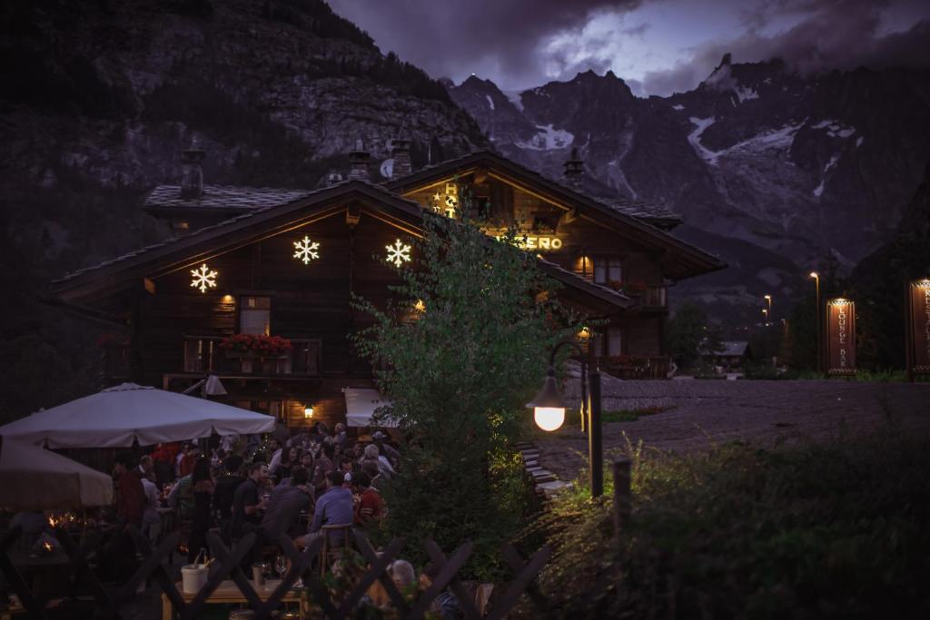 Hotel Chalet Svizzero photo 4