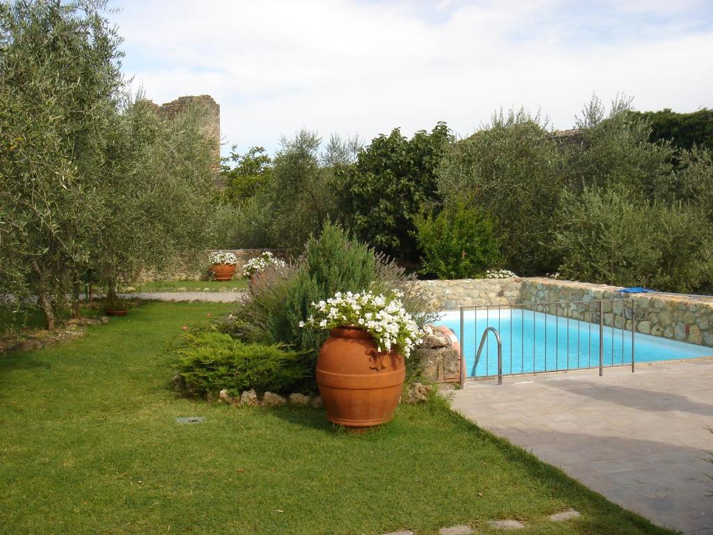 Romantik Hotel Monteriggioni photo 2