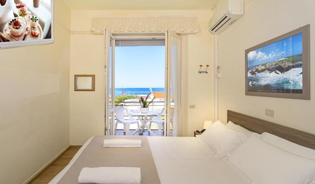 Hotel Lungomare photo 3
