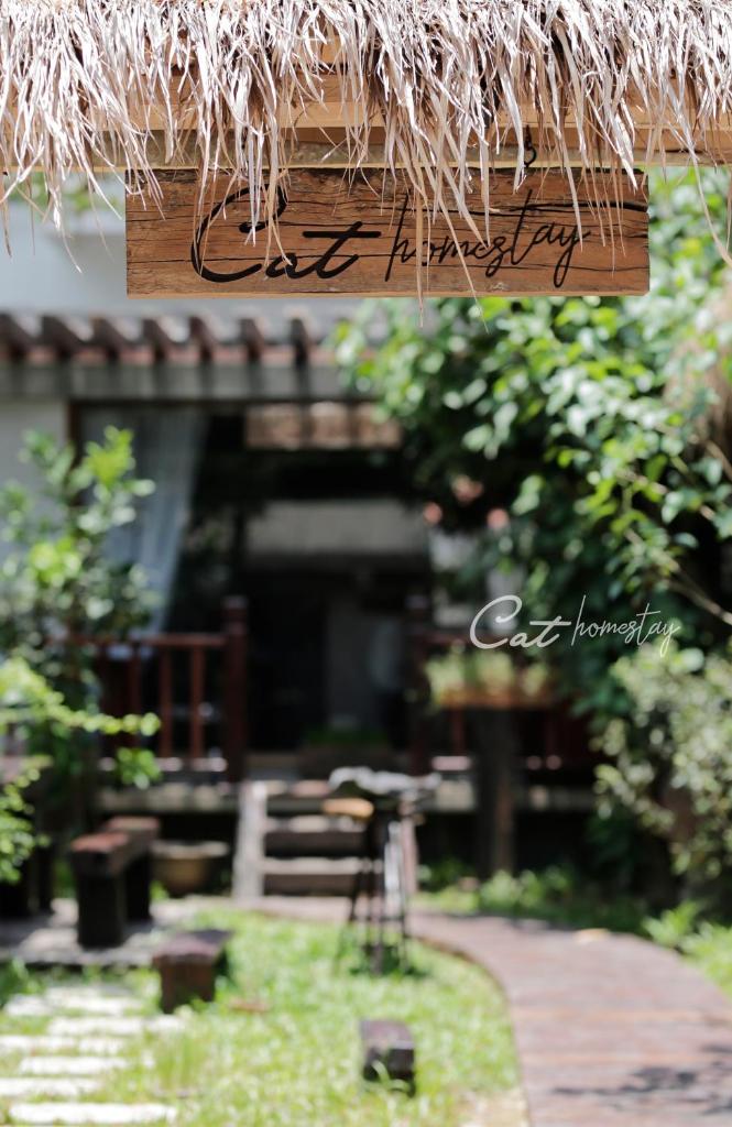 Cat Homestay