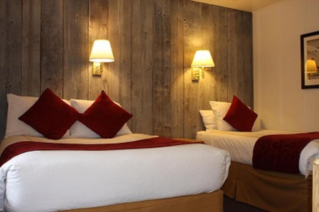 St Moritz Lodge and Condominiums photo 4