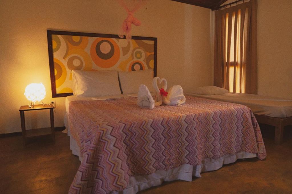 Hotel Vila Jardim - Tap to explore photos