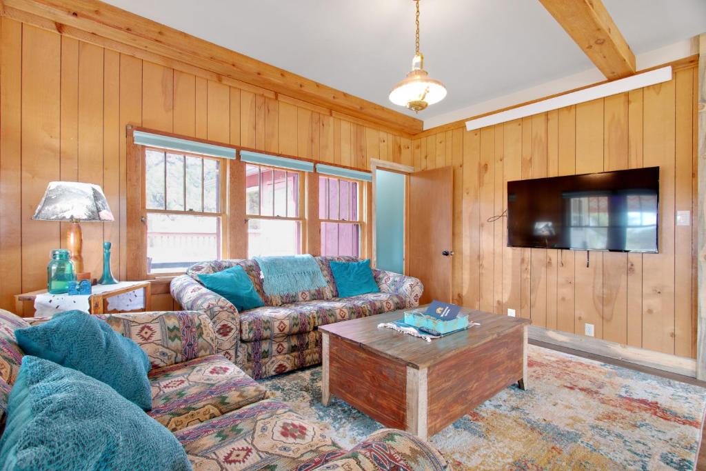 Deer Mountain Lodge North photo 1