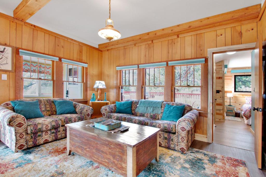 Deer Mountain Lodge North photo 4